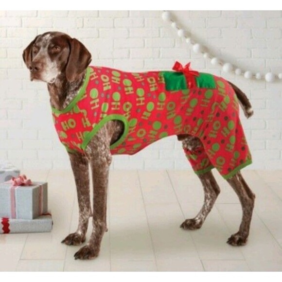 Red & Green Ho Ho Ho Christmas Present Dog Pajamas NWT  Size M - Picture 3 of 4